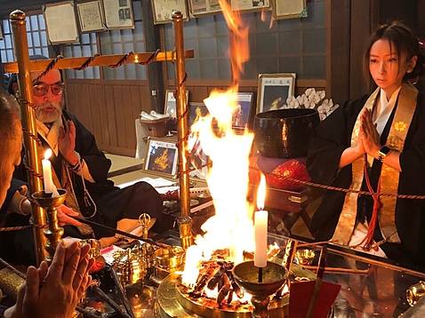 霊聴・霊視 | 護摩、滝行、座禅、納骨なら大本山神瀧山清龍寺不動院/別院清龍寺観音院